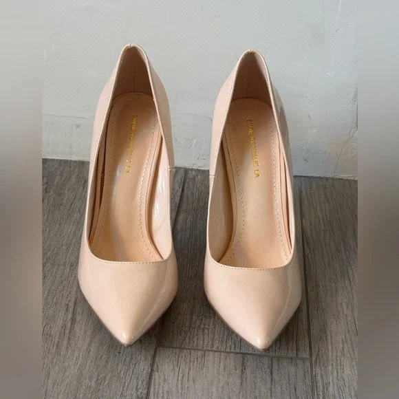 Nude Patent Leather Pumps - Picture 2 of 2
